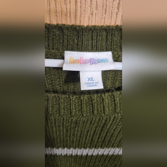 LuLaRoe Harper - Picture 2 of 3